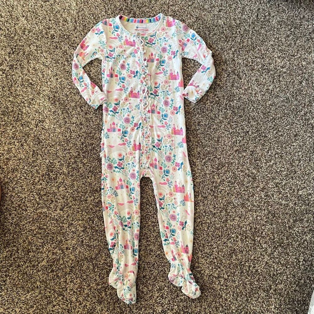 12-18 months Magnetic Me sleeper